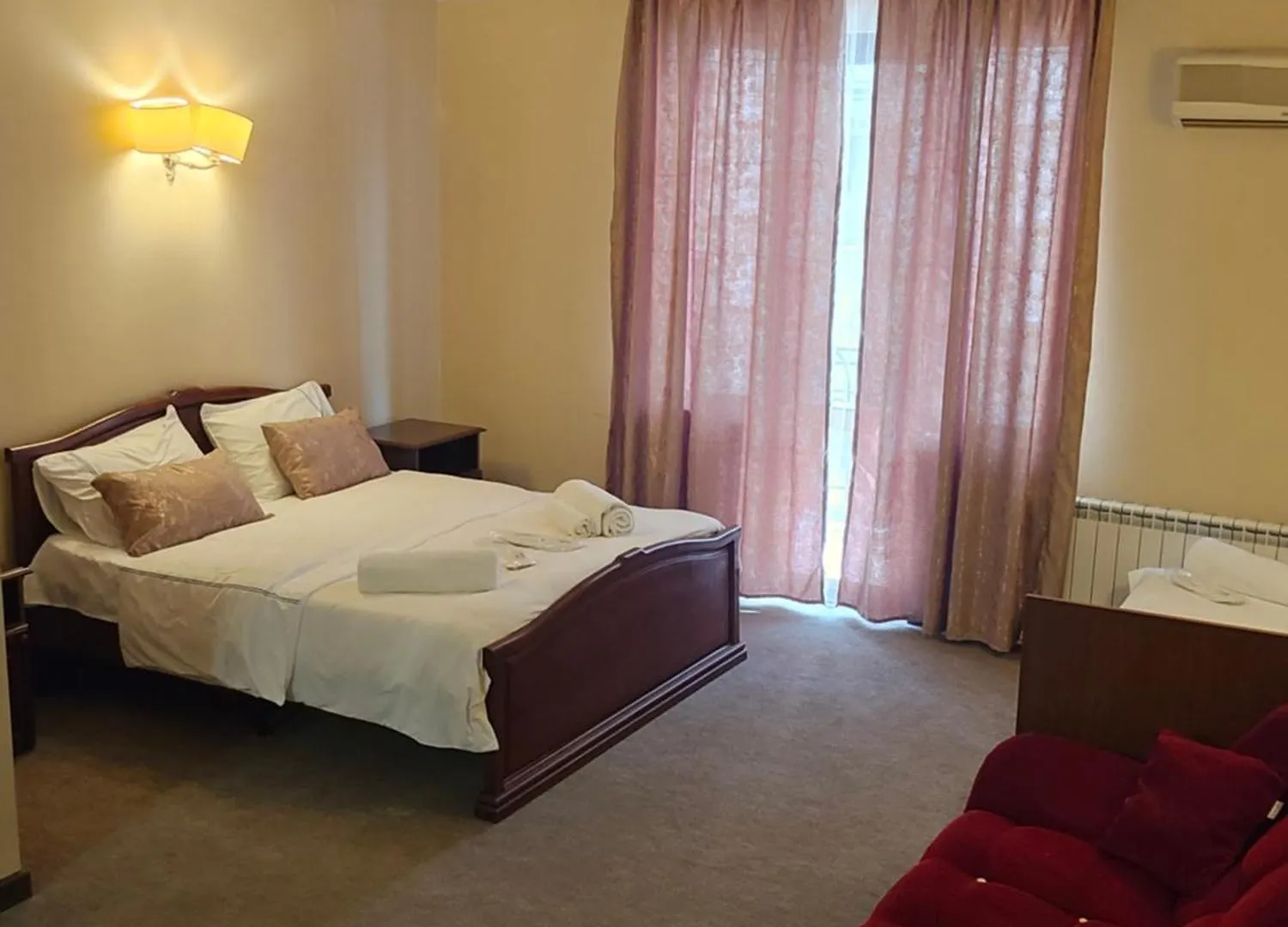 Ritsa Boutique Hotel Batumi 3*,
